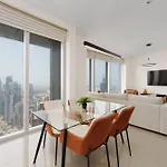 Daniels 1Br In Downtown Dubai With City Views